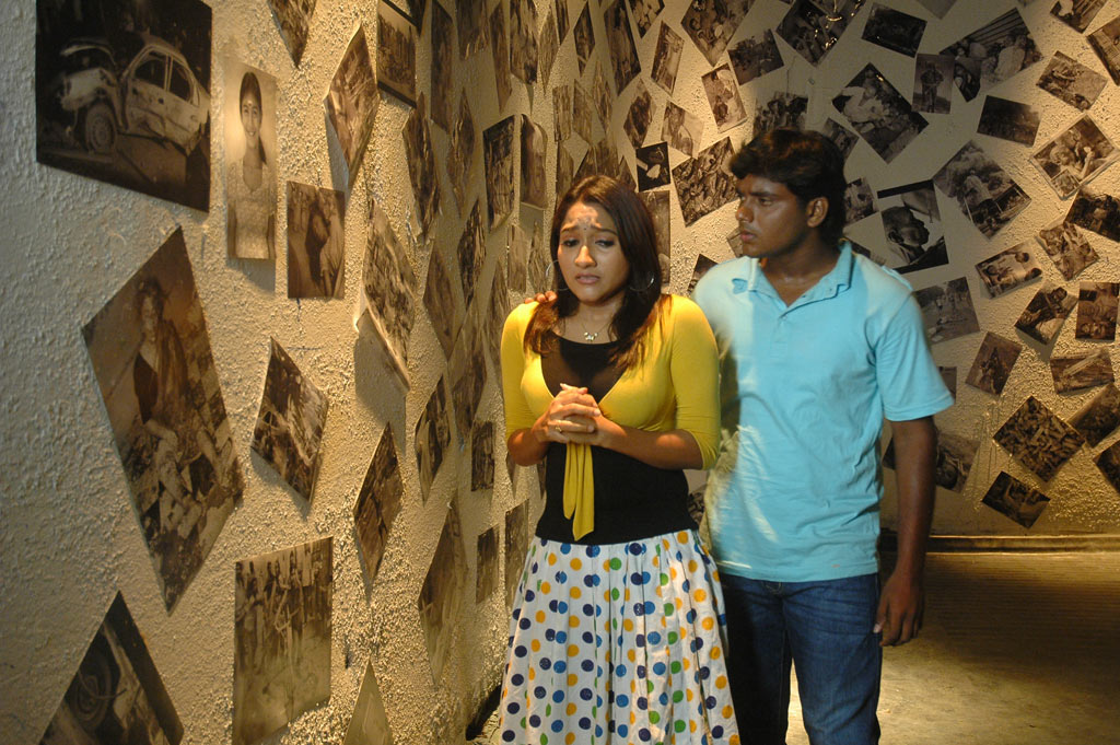 Aduthaduthu Tamil Movie  and Stills | Picture 38279